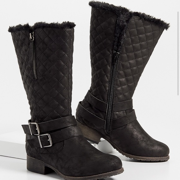 Maurices Shoes - Brand new Maurices boots never worn. Sz 9